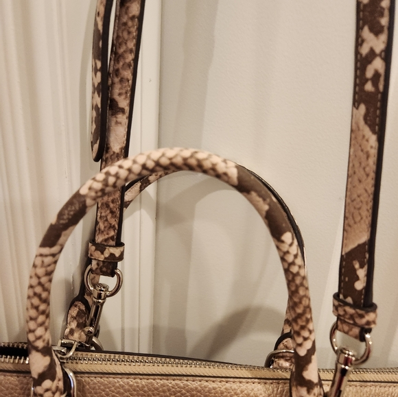 Coach Purse - Picture 10 of 11